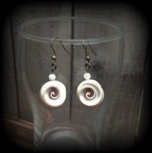 Load image into Gallery viewer, Shiva earrings Shell earrings Pink Mermaid Aphrodite Goddess earrings Boho Neptune Venus Beach Tunnel earrings Pierced ears Tunnel dangles