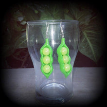 Load image into Gallery viewer, Pea Pod earrings, Vegetable earrings, Food jewelry, Muchies earrings, Vegan earrings, Gufts for vegans, For pierced ears or stretched lobes