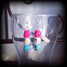 Load image into Gallery viewer, Sugar skull earrings Day of the Dead Halloween Los Muertos Candy Skull Plug earrings Kawaii Tunnel earrings Pierced ears Gauged earrings 2g