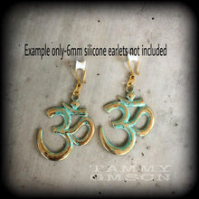 Load image into Gallery viewer, Ohm earrings, Chakra earrings, Boho earrings, Zen earrings, Meditation jewelry, Yoga jewelry, Tunnel earirngs, Plug earrings, Peace, Love