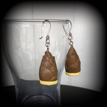 Load image into Gallery viewer, Free shipping Emoji earrings Vegan earrings Artichoke earrings Vegetable earrings 3mmtunnel earrings Food earrings 8 gauge 6 gauge earrings