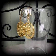 Load image into Gallery viewer, Sri Yantra Earrings, Geometric earrings, Sri Chakra earrings, Hindu jewelry, Ohm jewelry, Yoga earrings, Meditation jewelry, Buddha earrings