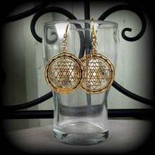 Load image into Gallery viewer, Sri Yantra Earrings, Geometric earrings, Sri Chakra earrings, Hindu jewelry, Ohm jewelry, Yoga earrings, Meditation jewelry, Buddha earrings