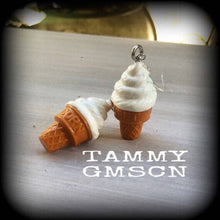 Load image into Gallery viewer, Ice Cream earrings, Kawaii earrings, Dessert, Icecream Cone, Kitsch jewelry, Plug earrings, Tunnel dangles, Ear hangers, Cosplay, Novelty 2g