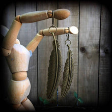 Load image into Gallery viewer, Feather earrings Bird earrings Dangle earrings Statement earrings Boho earrings 3mm plug earrings 2 gauge tunnel earrings 0g tunnel dangles