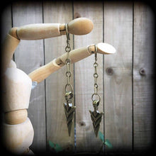 Load image into Gallery viewer, Arrow earrings Bronze earrings Goddess earrings Artemis earrings Sagittarius jewelry 3mm plug earrings 8g tunnel earrings Statement earrings