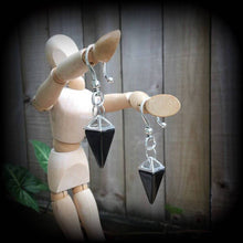 Load image into Gallery viewer, Black Onyx Ear weight Gemstone ear hangers Plug earrings Tunnel earrings Gauged earrings Tunnel dangles Hanging Gauges 00g 0g 2g 4g 6g 8g