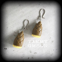 Load image into Gallery viewer, Free shipping Emoji earrings Vegan earrings Artichoke earrings Vegetable earrings 3mmtunnel earrings Food earrings 8 gauge 6 gauge earrings