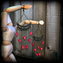 Load image into Gallery viewer, 8 gauge skull ear hangers, 3mm skull weights, Tunnel dangles, Plug dangles, Ear weights, Hanging gauges, Gauged earrings, Dangly gauges 0g