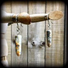 Load image into Gallery viewer, Agate earrings Gemstone earrings Gauged earrings Stone earring Lace agate earrings Organic earrings Pierced ears Stretched ears 3mm Gauges