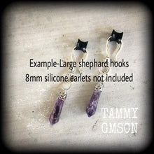 Load image into Gallery viewer, 2 gauge 6mm Amethyst ear weights Light weight ear hangers Gemstone tapers 7mm tunnel dangles 8mm plug dangles Gauged dangles Gauged earrings