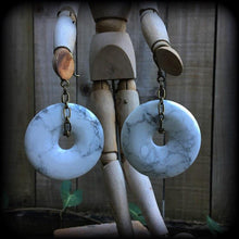Load image into Gallery viewer, Gemstone ear weights Hanging gauges Gauged earrings Turquoise Howlite Stone tunnel earrings Stretched ears Plug earrings 00g 0g 2g 4g 6g