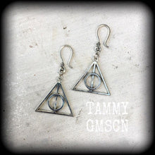 Load image into Gallery viewer, Ear weights Nerd ear hangers Popular culture earrings Geek ear weights Gauged earrings Movie ear weights Novelty ear weights Gauges Plugs