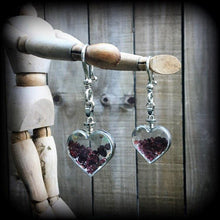 Load image into Gallery viewer, Heart earrings Garnet earrings Gemstone earrings Crystal earrings Garnet jewelry Heart jewelry Plug earrings Tunnel earrings Gauged earrings