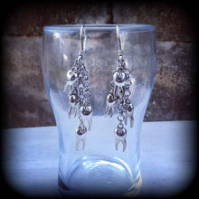 Load image into Gallery viewer, Tooth earrings Teeth earrings Halloween earrings Molar earrings Dentist earrings Horror earrings Zombie earrings Nightmare earrings Gauges