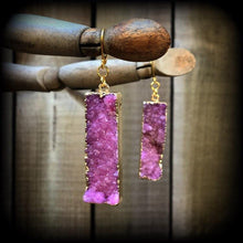 Load image into Gallery viewer, Druzy earrings, Quartz earrings, Gemstone, Crystal Dangle earrings, Boho earrings, Organic earrings, Earrings for pierced ears, Pink earring