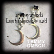 Load image into Gallery viewer, 10mm ear hangers 00 gauge plug dangles Crescent moon tunnel dangles Cresent moon gauged earrings Hanging gauges Tunnel earrings Plug earring