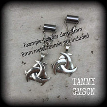 Load image into Gallery viewer, Triple horn earrings Odins horn earrings Norse earrings Asatru earrings Earrings for pierced ears Plug earrings Tunnel earrings Thor Runes
