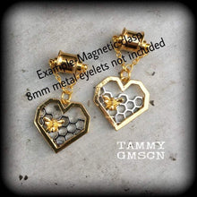 Load image into Gallery viewer, Bee hive ear weights, Hexagon ear hangers, Geometric weights, Insect ear weights, Tunnel dangles, Plug dangles, Hanging gauges, 2g, 0g, 00g