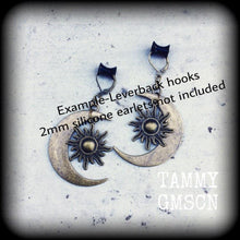 Load image into Gallery viewer, Moon earrings Esoteric moon earrings Sun and moon earrings Crescent moon earrings Occult earrings Tunnel earrings 3mm Plugs Gauged earrings
