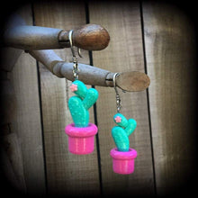 Load image into Gallery viewer, Cactus earrings Succulent earrings Plant jewelry Vegan earrings Plug earrings Pierced ears Stretched ears Gauged earrings Tunnel dangles 2g