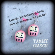 Load image into Gallery viewer, Daruma Tunnel dangles Japanese ear weights Ear hangers Plug dangles Kabuki Hanging gauges Gauged earrings Hanging gauges Hanging plugs 2g