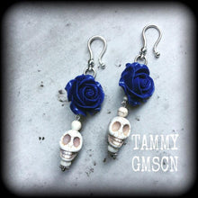 Load image into Gallery viewer, Skull earrings Ear weights Ear hangers Day of the Dead earrings Los Muertos earrings Frost Bite 4g 2 gauge tunnel earrings 6mm plug dangles