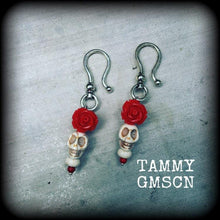 Load image into Gallery viewer, Los Muertos ear weights Skull ear hangers Rose Tunnel dangles Stone plug earrings Day of the Dead Halloween Tunnel earrings 00g 0g 2g 4g 6g