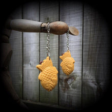 Load image into Gallery viewer, 4mm, 6 gauge, Ear hangers, Taiyaki, Plug dangles, Tunnel dangles, Tunnel hangers, Plug hanger, Gauged earrings, Hanging gauges, 00g 0g 2g 4g