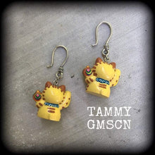 Load image into Gallery viewer, Maneki Neko earrings for stretched lobes, Happy Cat ear weights, Japanese Beckoning Cat, Plug dangles, Hanging gauges, Tunnel dangles, Gauge