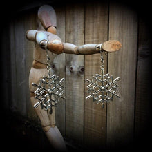 Load image into Gallery viewer, Snowflake ear hangers Christmas ear weights Winter Snow Kitsch Kawaii Boho Plug earrings Tunnel dangles Gauged earrings Hanging gauges 0g 2g