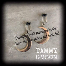 Load image into Gallery viewer, 4mm ear hangers 6 gauge plug dangles Crescent moon tunnel dangles Cresent moon gauged earrings Hanging gauges Tunnel earrings Plug earrings