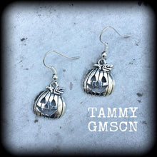Load image into Gallery viewer, Halloween Earrings Pumpkin Earrings Jack O' Lantern Pumpkin Dangle earrings Pumpkinhead Zombie Horror Movie Pierced ears Samhain Los Muertos