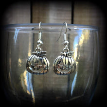 Load image into Gallery viewer, Halloween Earrings Pumpkin Earrings Jack O' Lantern Pumpkin Dangle earrings Pumpkinhead Zombie Horror Movie Pierced ears Samhain Los Muertos