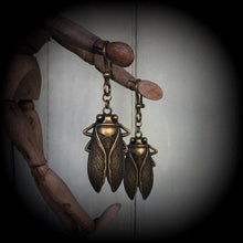 Load image into Gallery viewer, 2 gauge 6mm Ear weights Bronze ear hangers Locust Tunnel earrings Cicada Plug earrings Gauged earrings Hanging gauges Plug dangles 8mm 0g 4g