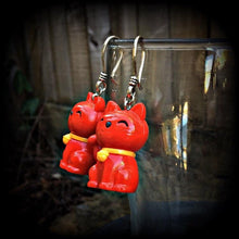 Load image into Gallery viewer, Cat ear weights 8 gauge 6 gauge tunnel dangles 4 gauge plug dangles 2 gauge tunnel earrings 0 gauge Maneki Neko ear hangers Gauged earrings