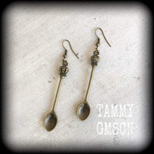 Load image into Gallery viewer, Spoon earrings Crown earrings Cutlery jewelry Barista earrings Tea Party earrings Alice in Wonderland High Tea earrings Tunnel earrings 14g