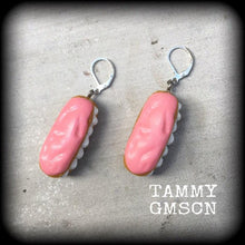 Load image into Gallery viewer, Donut earrings, Food earrings, Pastries, Bakery, Kawaii, Biscuit, Kitsch earrings, Long John, Cake, Tunnel earrings, Plug earrings, Tunnels