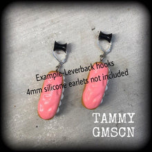 Load image into Gallery viewer, Donut earrings, Food earrings, Pastries, Bakery, Kawaii, Biscuit, Kitsch earrings, Long John, Cake, Tunnel earrings, Plug earrings, Tunnels