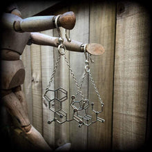 Load image into Gallery viewer, 2 gauge tunnel dangles 4 gauge ear hangers LSD molecule 6mm Plug dangles Hanging gauges Tunnel earrings Gauged earrings 2 gauge 0 gauge 8mm