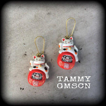 Load image into Gallery viewer, Maneki Neko Earrings Happy Cat Daruma Japanese Beckoning Cat Plug earrings Kawaii Kitsch earrings Tunnel earrings Tunnel dangles Gauges 0g