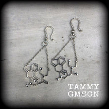 Load image into Gallery viewer, 2 gauge tunnel dangles 4 gauge ear hangers LSD molecule 6mm Plug dangles Hanging gauges Tunnel earrings Gauged earrings 2 gauge 0 gauge 8mm