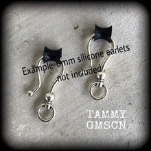 Load image into Gallery viewer, DIY hooks 2 gauge Gauges Stretched lobes Stretched ears Ear weights Ear hangers Tunnel dangles Plug dangles Shephard hooks 0gauge 6mm 8mm 0g