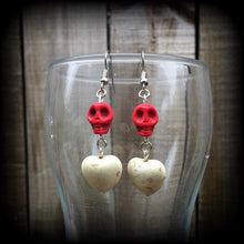Load image into Gallery viewer, Los Muertos earrings, Skull jewelry, Heart earrings, Day of the Dead jewelry, Halloween earrings, Los Muertos jewelry, Marie Laveau jewelry