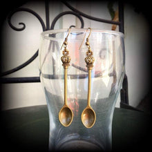 Load image into Gallery viewer, Spoon earrings Crown earrings Cutlery jewelry Barista earrings Tea Party earrings Alice in Wonderland High Tea earrings Tunnel earrings 14g