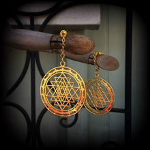 Load image into Gallery viewer, Sri Yantra tunnel dangles, Hanging gauges, Plug earrings, Gauged earrings, Ear Hangers, Chakra weights, Esoteric ear weights 6mm 2 gauge 8mm