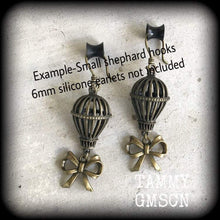 Load image into Gallery viewer, FREE SHIPPING Balloon earrings Bow Plug earrings Hot air balloon earrings Steam Punk Tunnel earrings Pierced ears Gauged earrings Zeppelin
