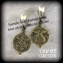 Load image into Gallery viewer, Celtic dragon earrings Double dragon earrings Ear hangers Celtic Viking Norse Esoteric Asatru Pierced ears Tunnel earrings Plug earrings 2g