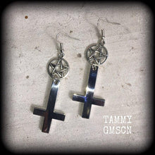 Load image into Gallery viewer, Inverted Cross earrings, Occult jewelry, Plug earrings, Pentagram earrings, Tunnel earrings, Gothic jewelry, Esoteric jewelry, Satanism 2g