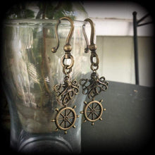 Load image into Gallery viewer, Octopus ear hangers, Nautical tunnel dangles, Steampunk plug earrings, Gauged earrings, Bronze ear weights, Gauges, Plug dangles, Kraken